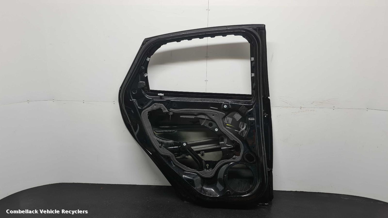 Part details for FORD FOCUS Mk3 Hatchback Left Rear Door, part