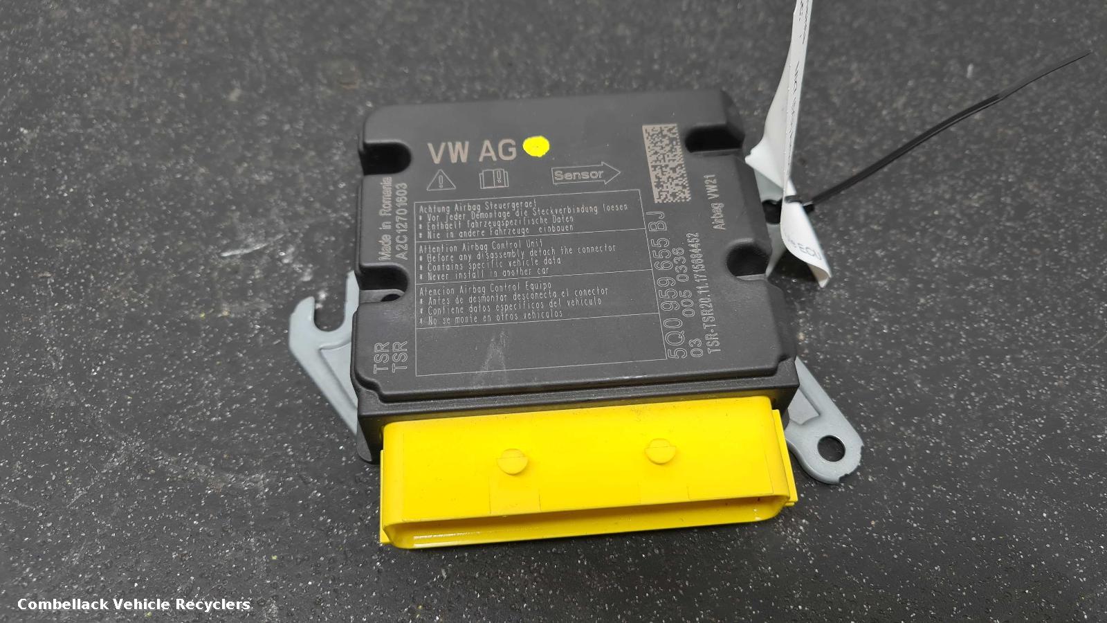 Part details for VOLKSWAGEN GOLF Mk7 5G Airbag Control Module ECU 