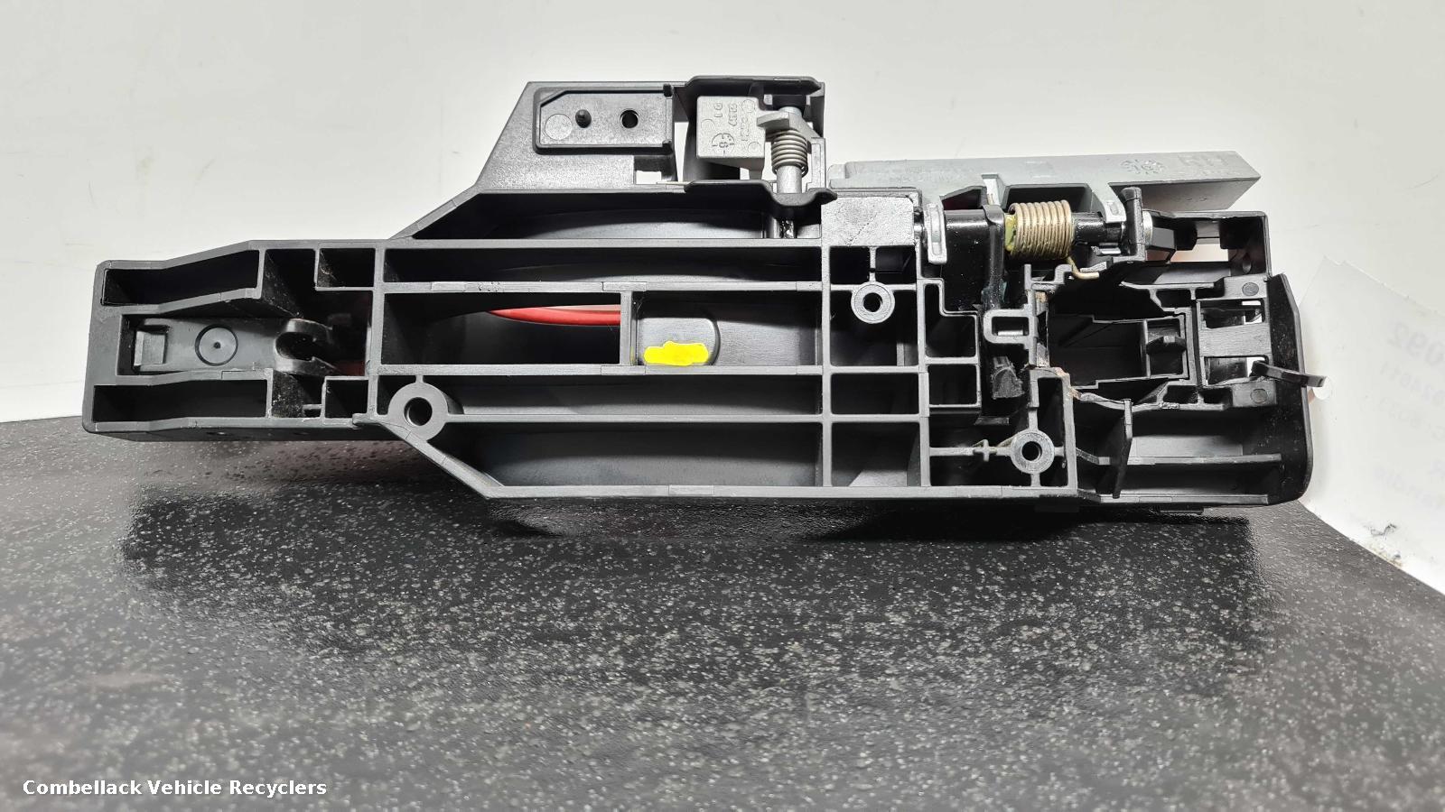 Part details for RENAULT KADJAR Mk1 Rear Right Outer Door Handle