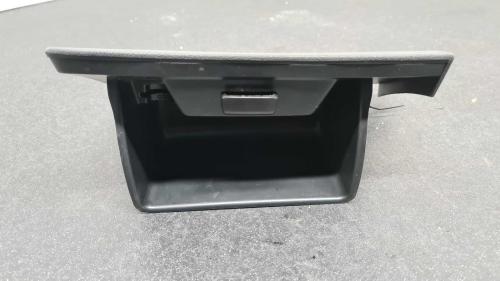 Part details for VOLKSWAGEN GOLF Mk7 5G Tailgate Handle, part